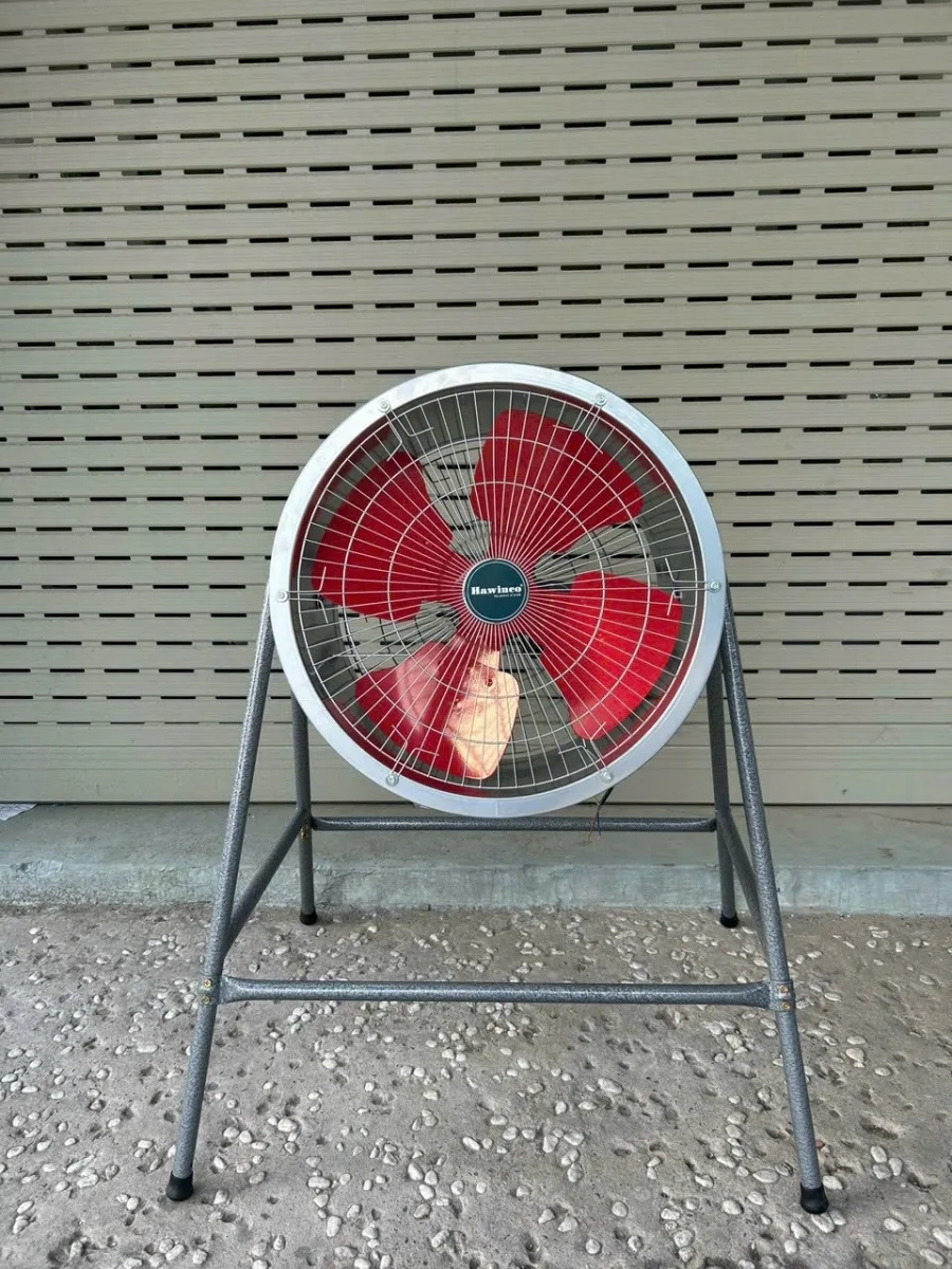 Quạt thổi Ha.winco DFG30SM (Có Chân) Quạt thổi Ha.winco DFG30SM (Có Chân)